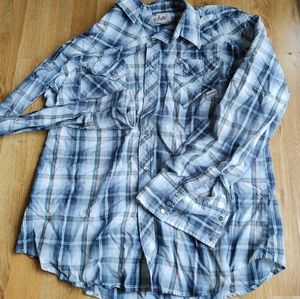 Wrancher Flannel snap button up size Large